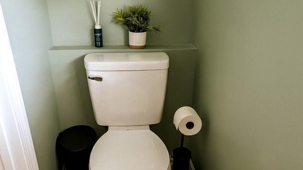 Photo of Bathroom in Boss