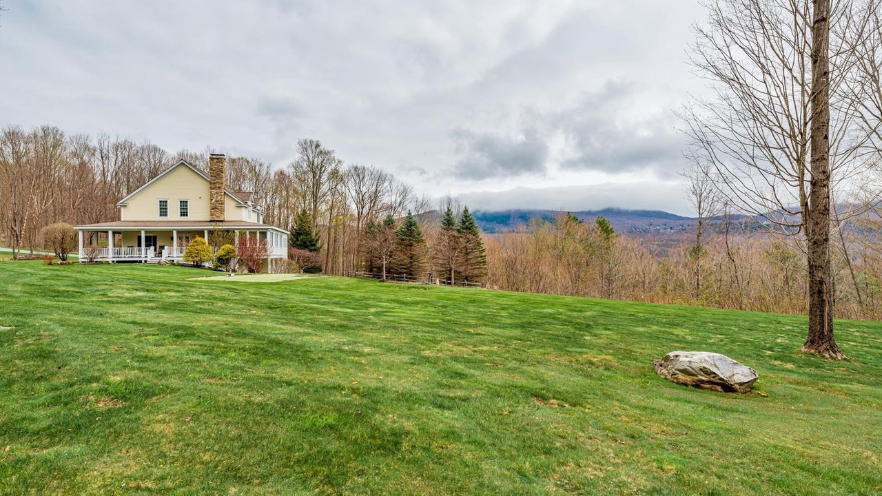 Photo of Outdoor in Manchester Center