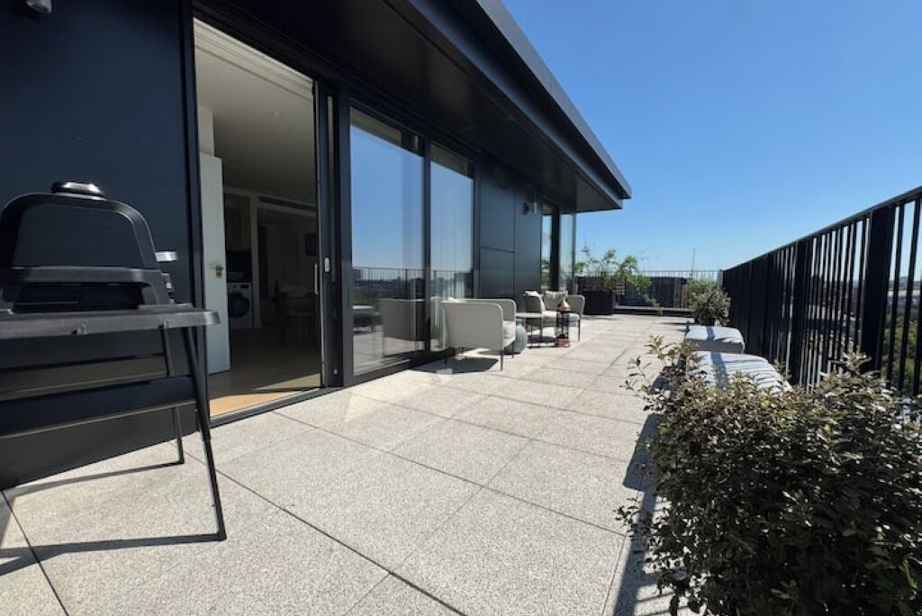 Photo of Patio Balcony in St. Pancras and Somers Town