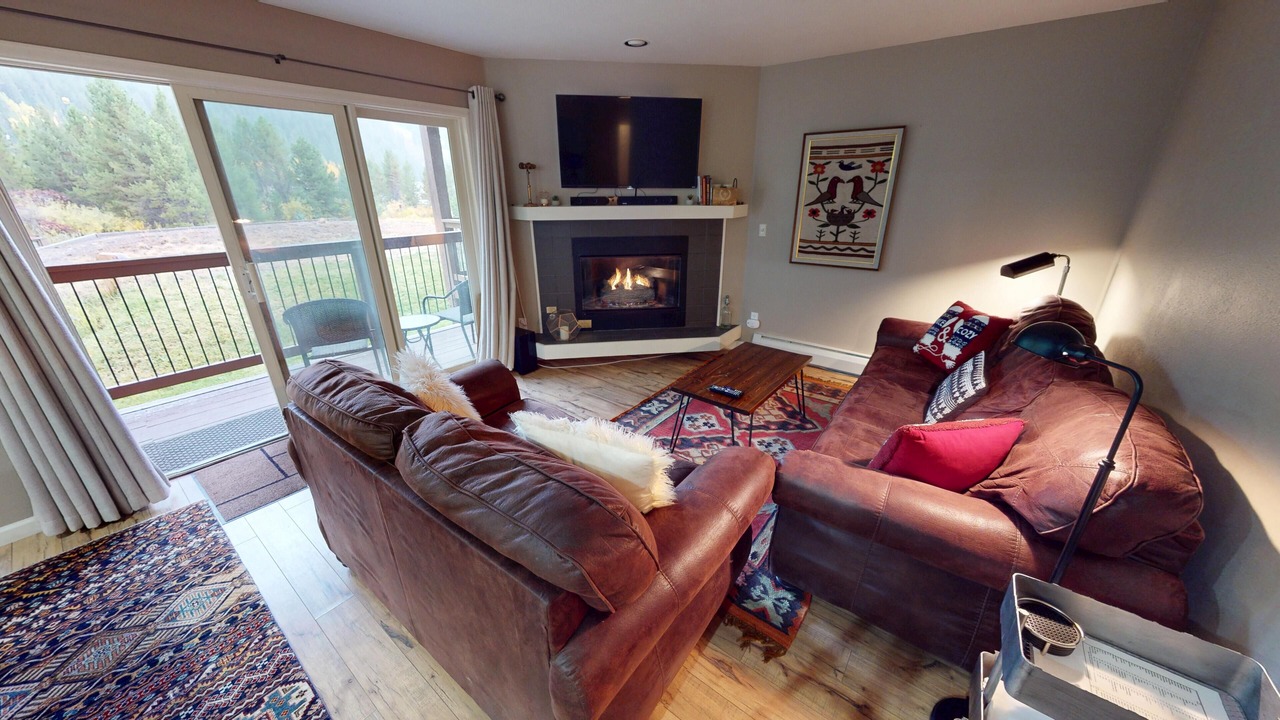 Photo of Livingroom in Mountain House