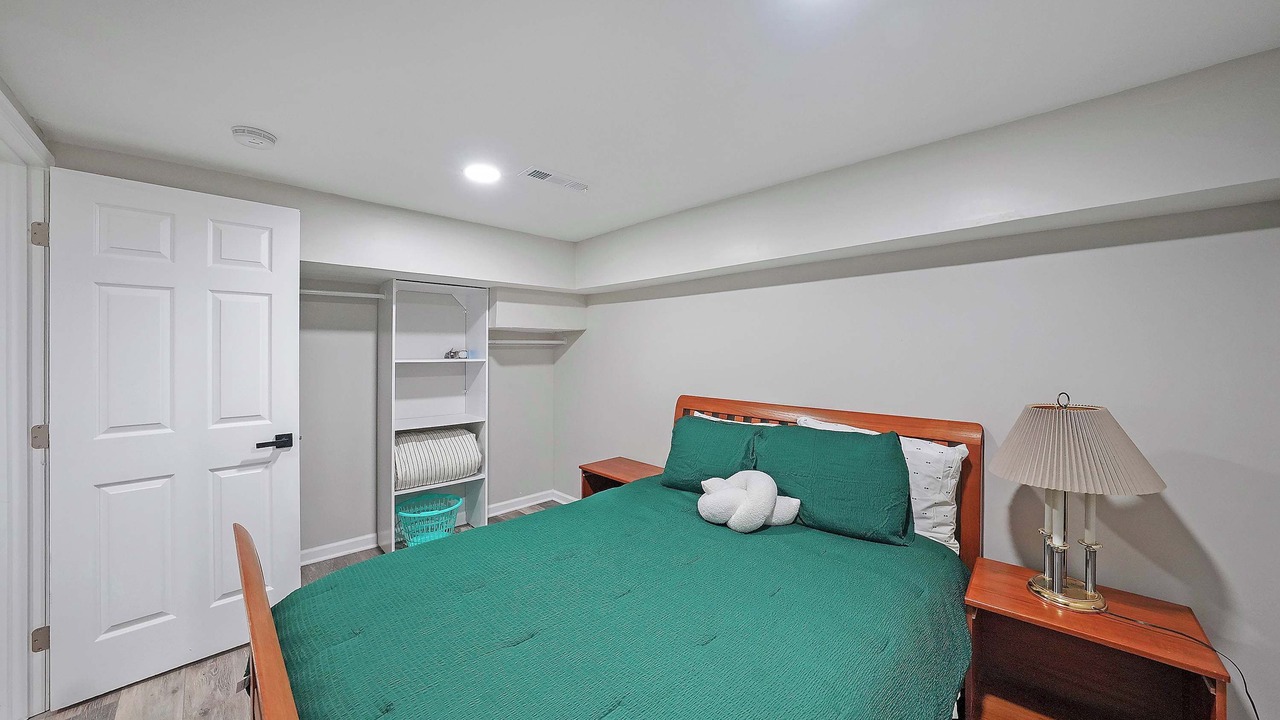 Photo of Bedroom in Town Center