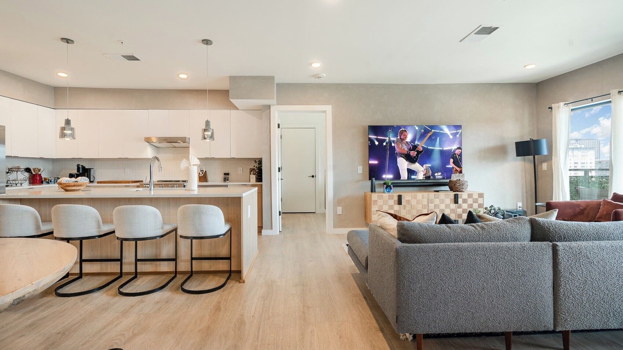 Photo of Livingroom in Eighth Avenue