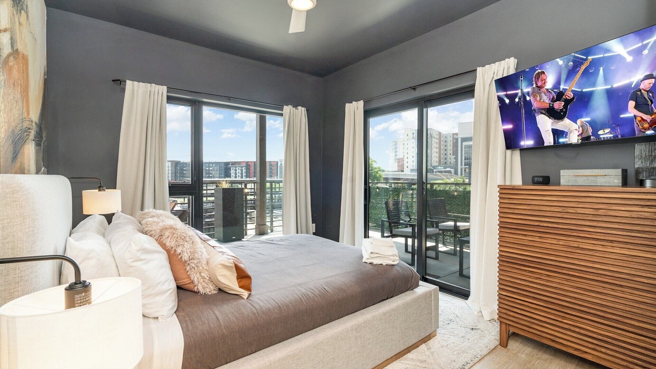 Photo of Bedroom in Eighth Avenue