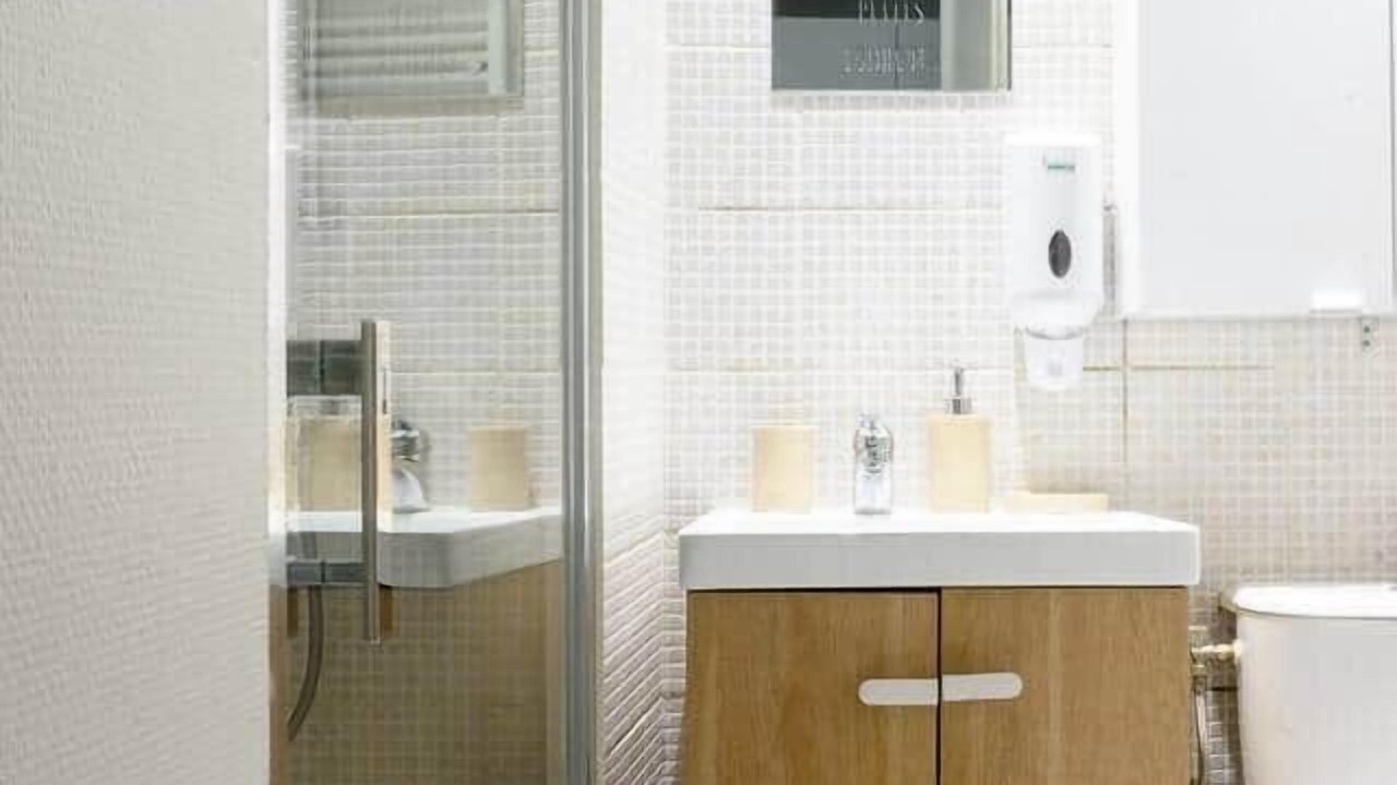 Photo of Bathroom in Milly-la-Foret