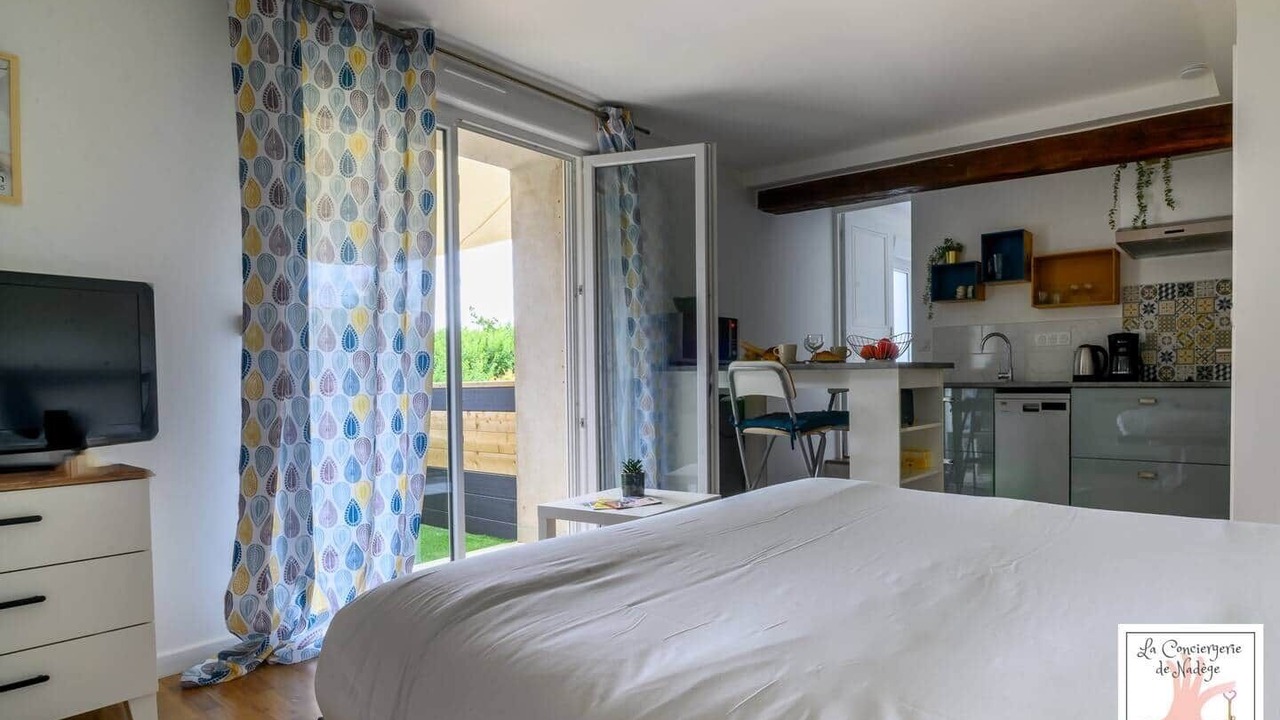 Photo of Bedroom in Milly-la-Foret