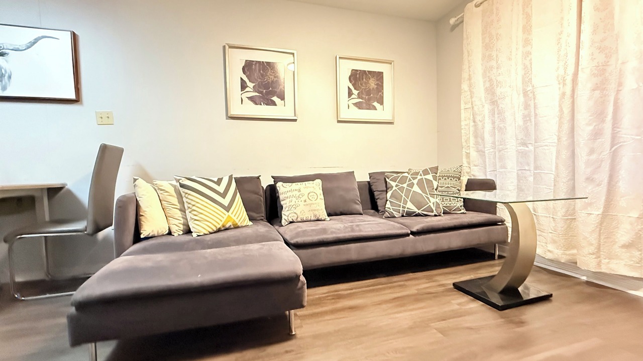 Photo of Livingroom in St. Catharines