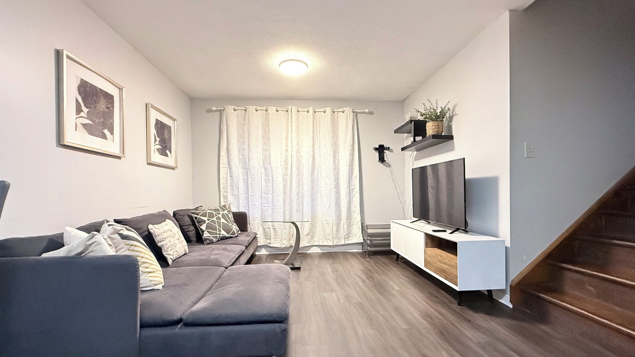 Photo of Livingroom in St. Catharines