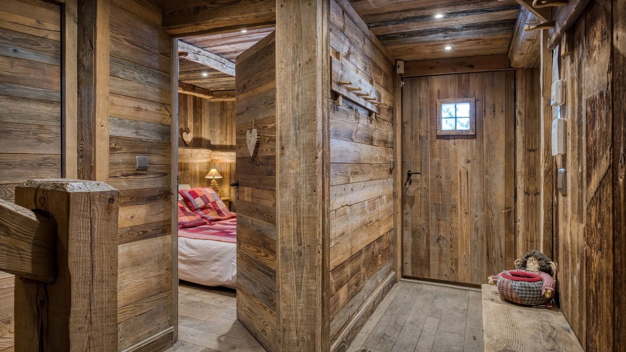 Photo of Bedroom in Demi-Quartier