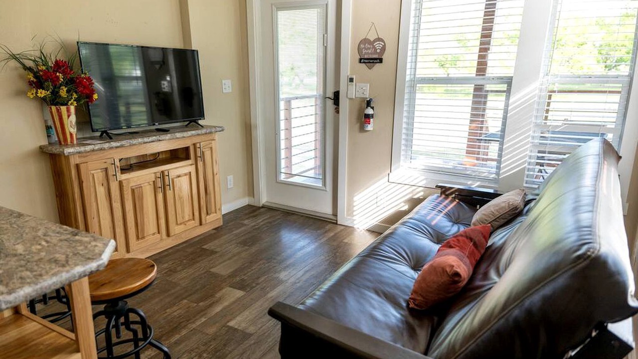 Photo of Livingroom in Satin