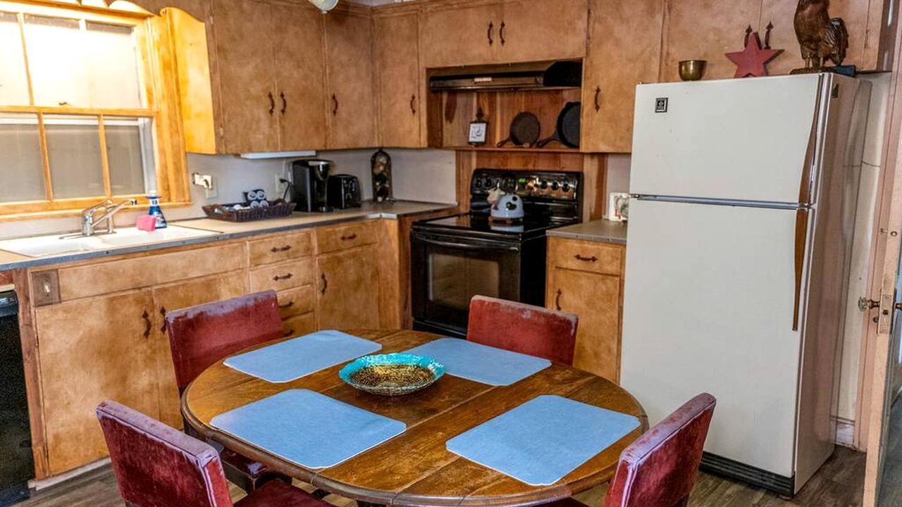 Photo of Kitchen in Satin