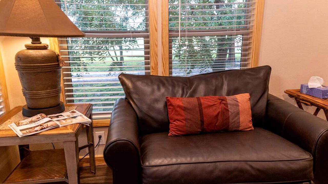 Photo of Livingroom in Satin