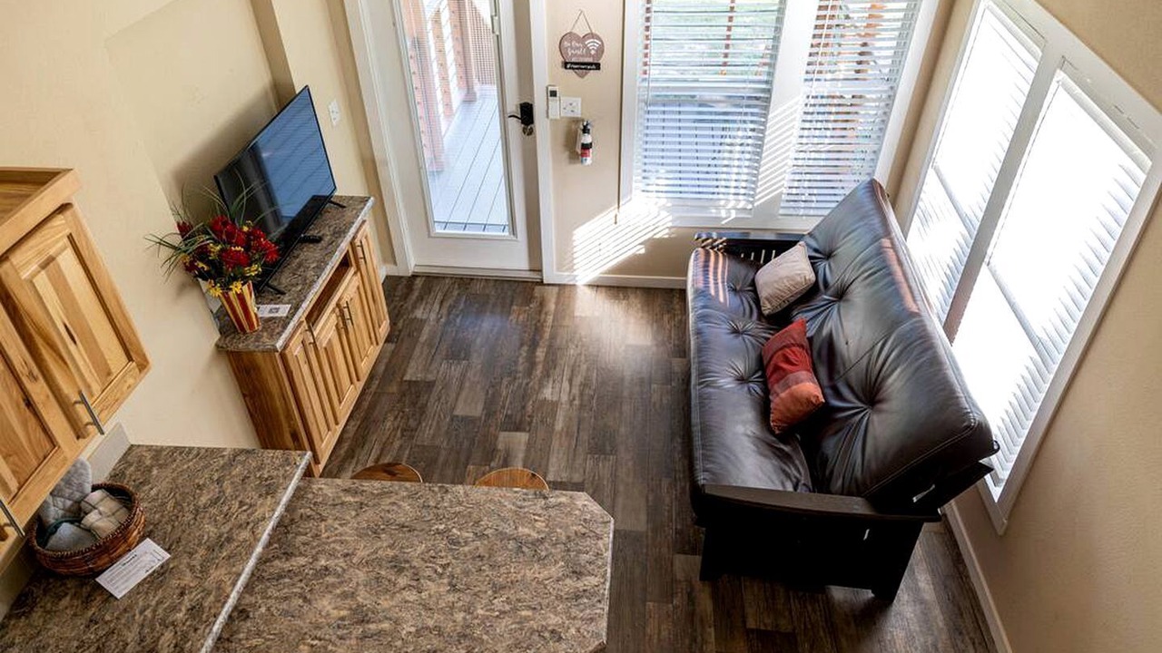 Photo of Livingroom in Satin