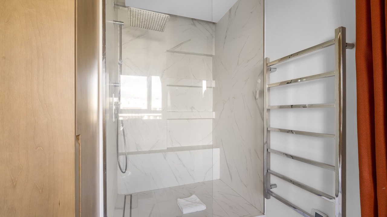 Photo of Bathroom in 19th Arrondissement