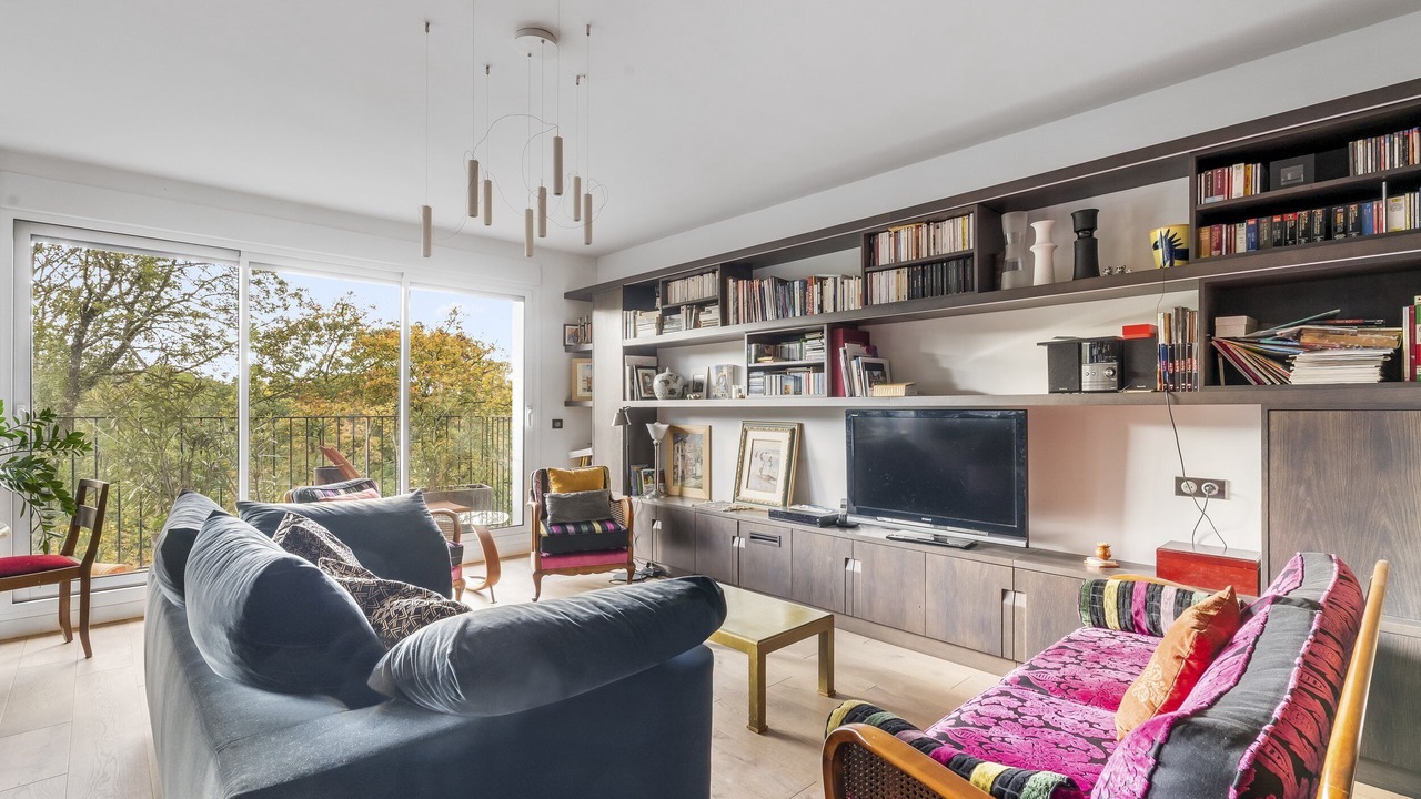 Photo of Livingroom in 19th Arrondissement
