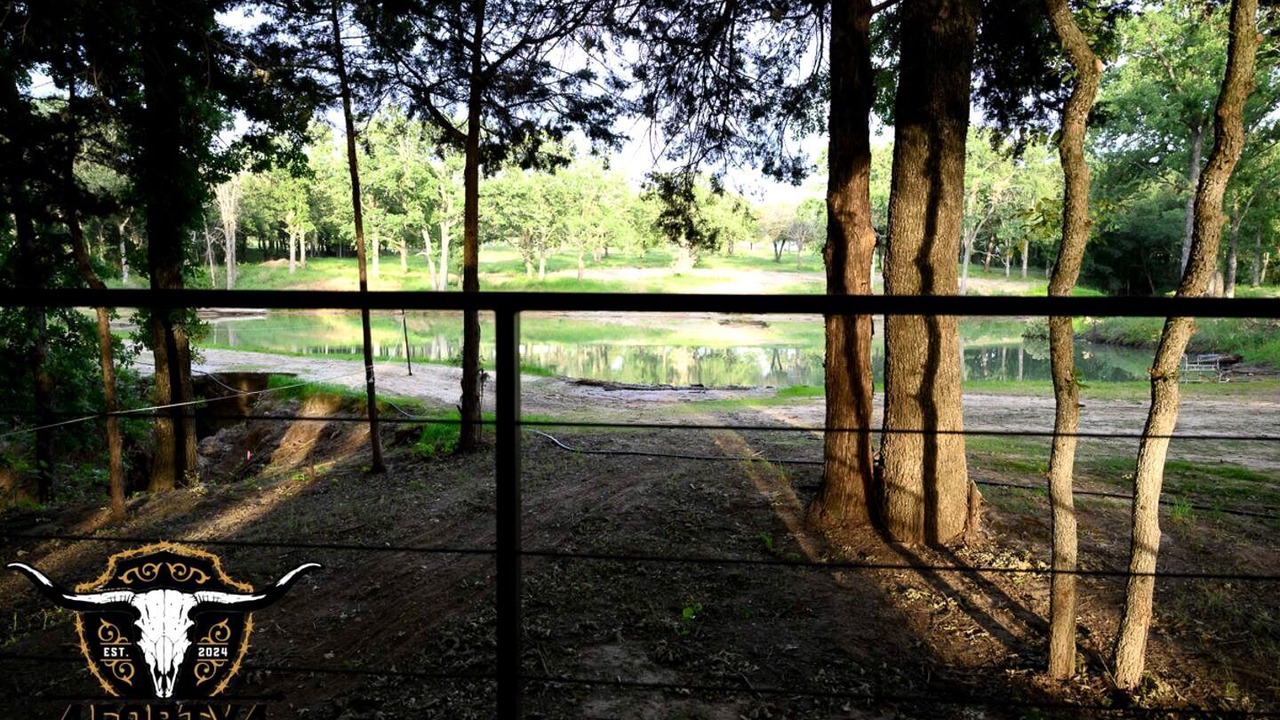 Photo of Outdoor in Alvord