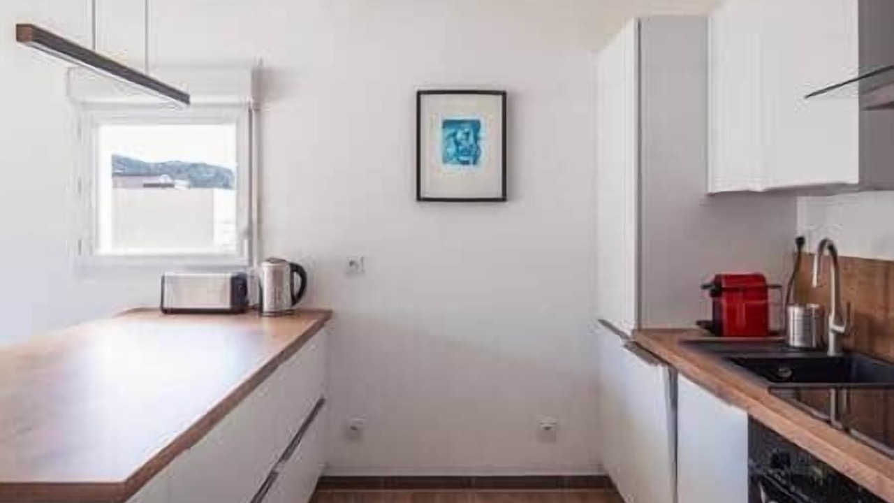 Photo of Others in Carros