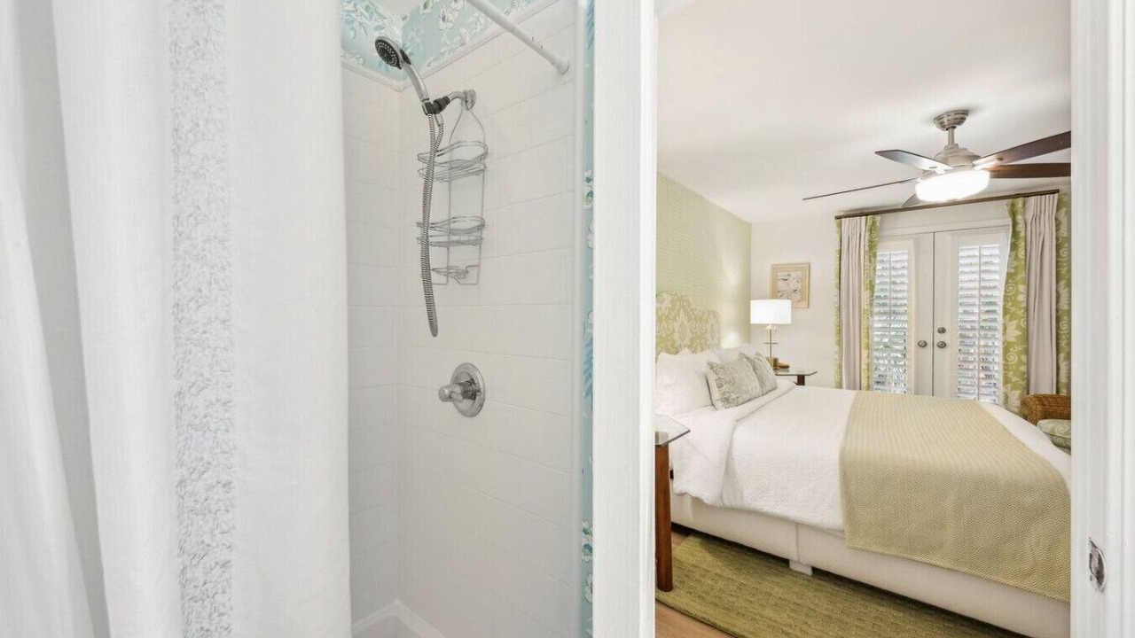 Photo of Bathroom in Sawgrass
