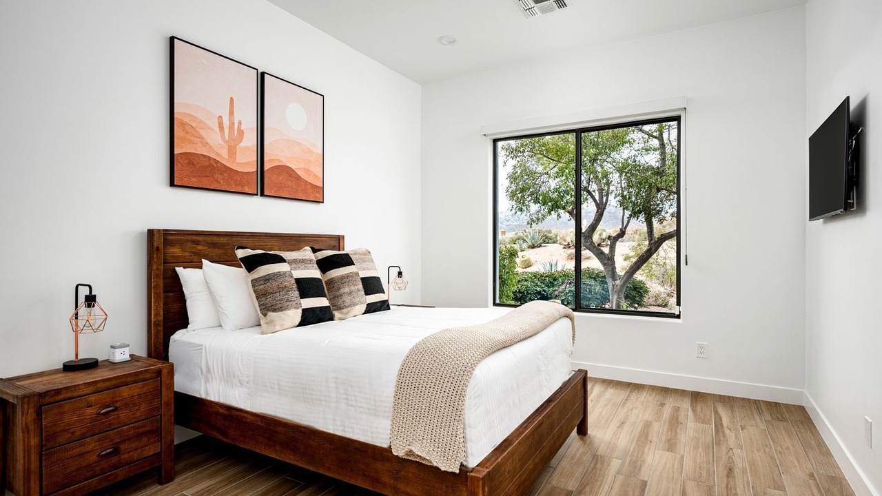 Photo of Bedroom in Pinnacle Peak