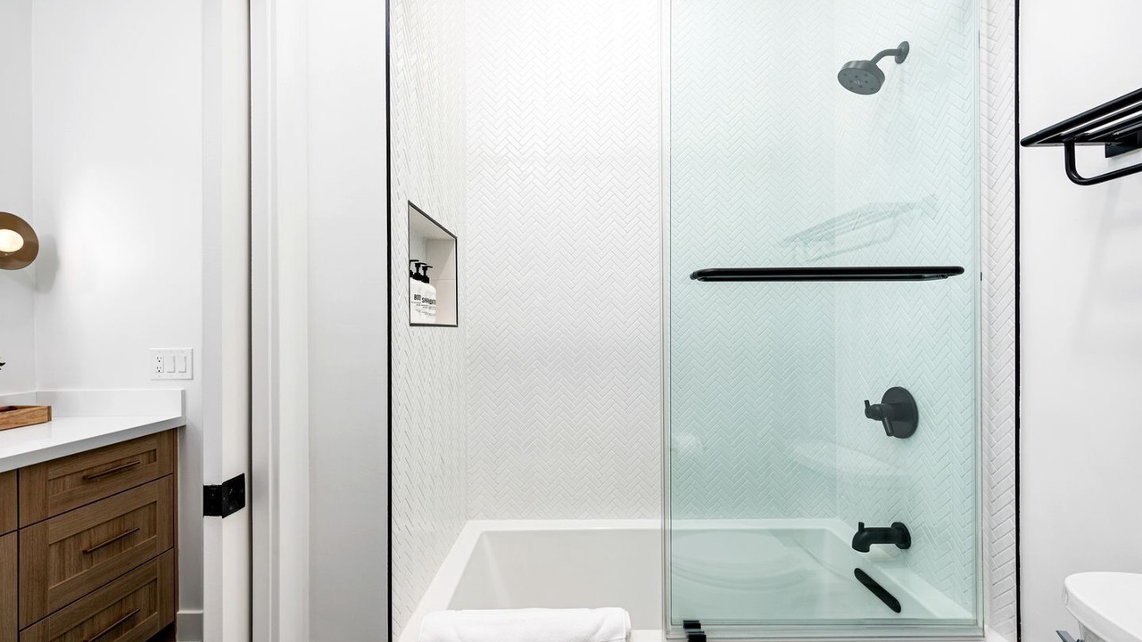 Photo of Bathroom in Pinnacle Peak