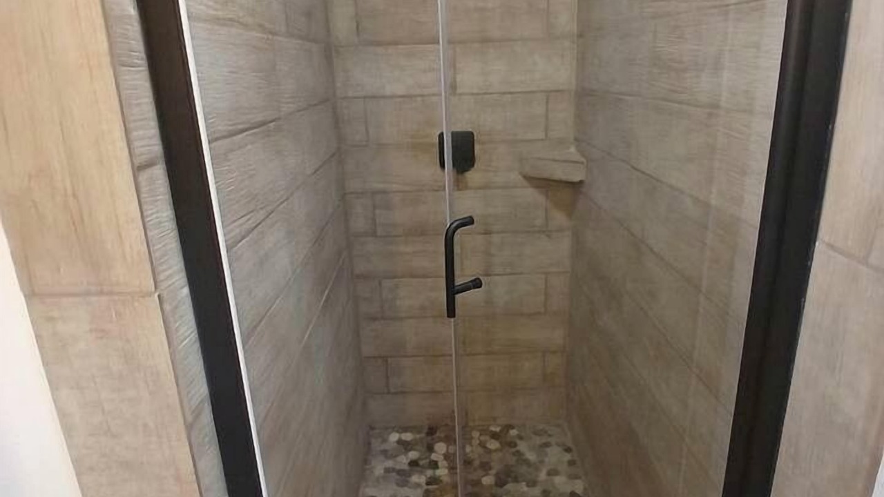 Photo of Bathroom in Plantersville