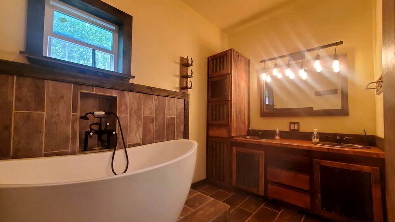 Photo of Bathroom in Waller