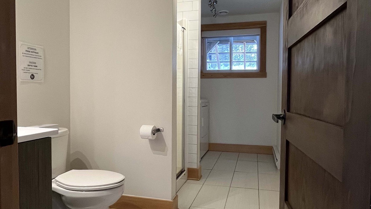 Photo of Bathroom in Sainte-Marguerite-du-Lac-Masson