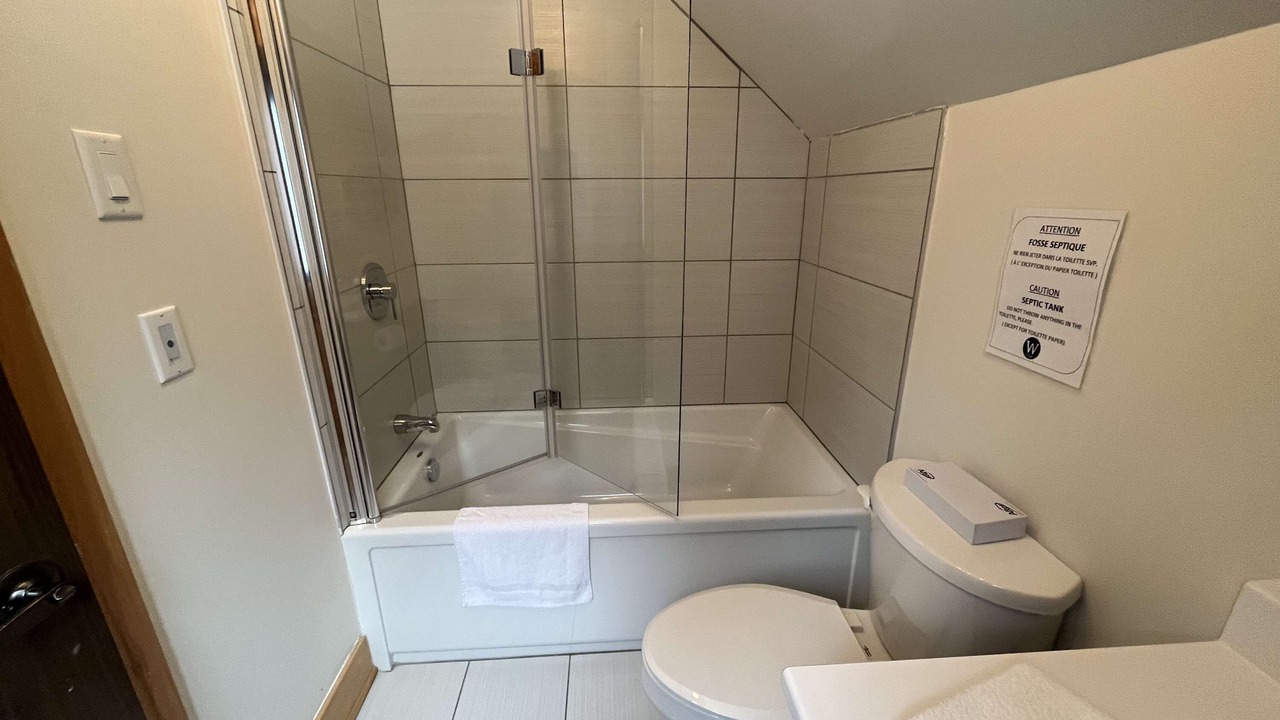 Photo of Bathroom in Sainte-Marguerite-du-Lac-Masson