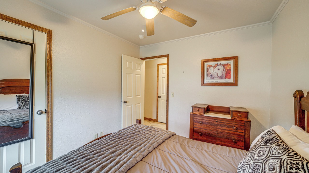 Photo of Bedroom in Bixby
