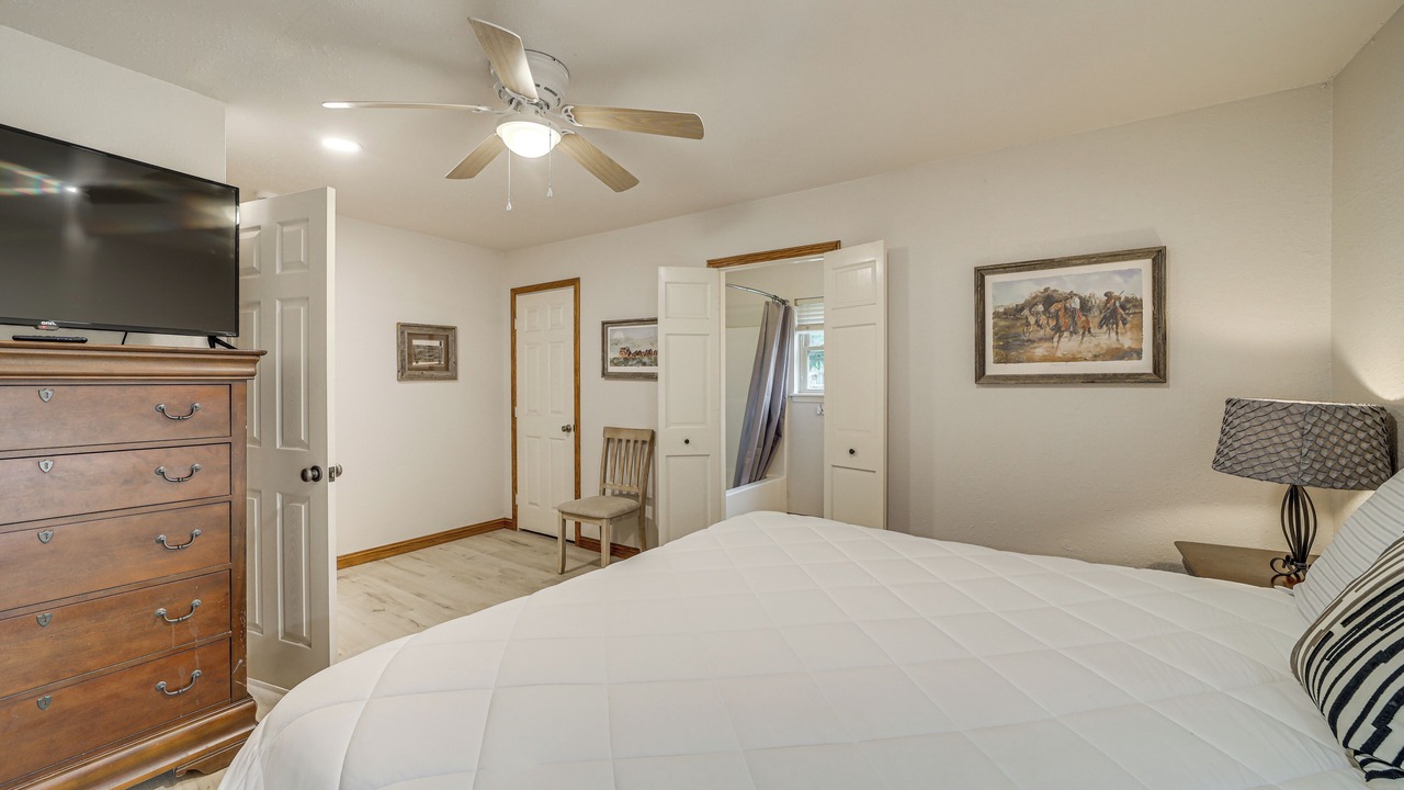 Photo of Bedroom in Bixby
