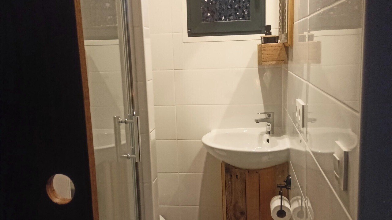 Photo of Bathroom in Saint-Mards-en-Othe