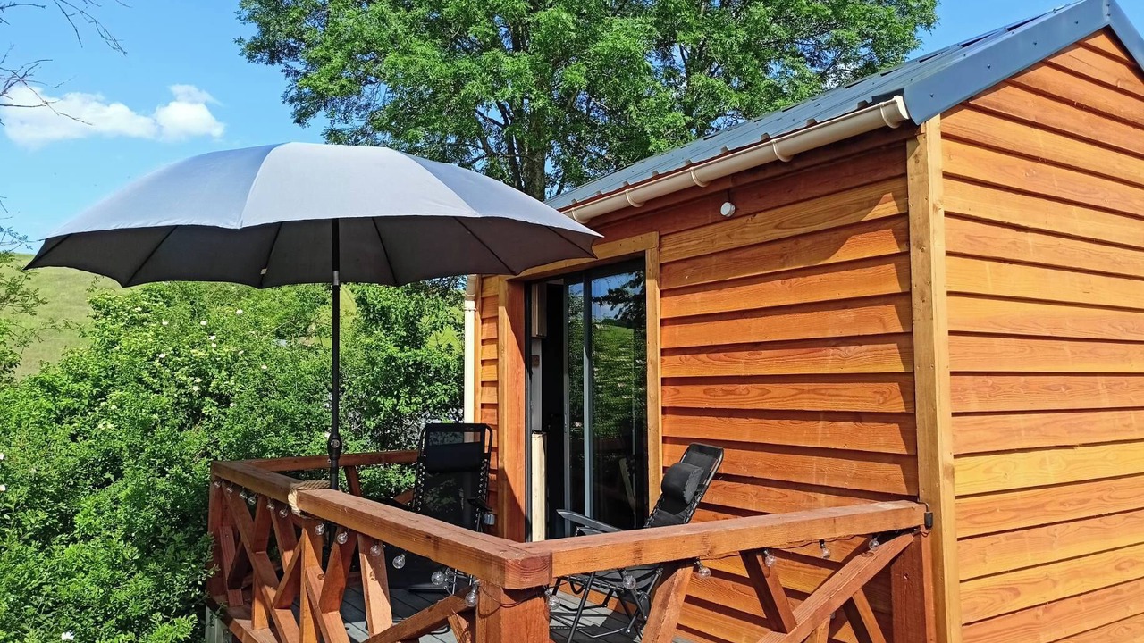Photo of Patio Balcony in Saint-Mards-en-Othe