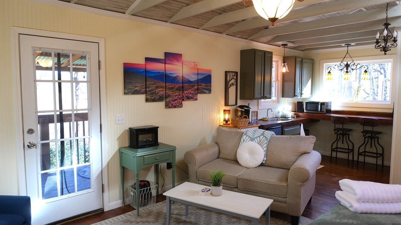 Photo of Livingroom in Laurel Ridge