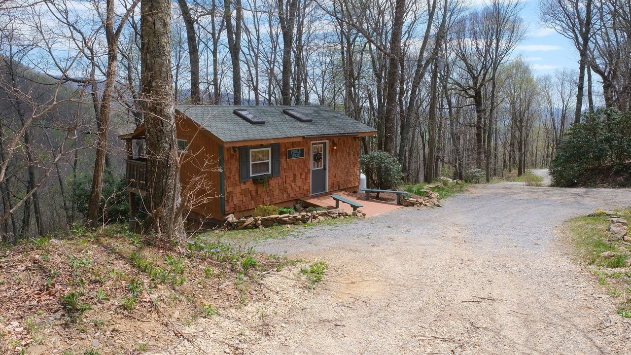 Photo of Others in Laurel Ridge