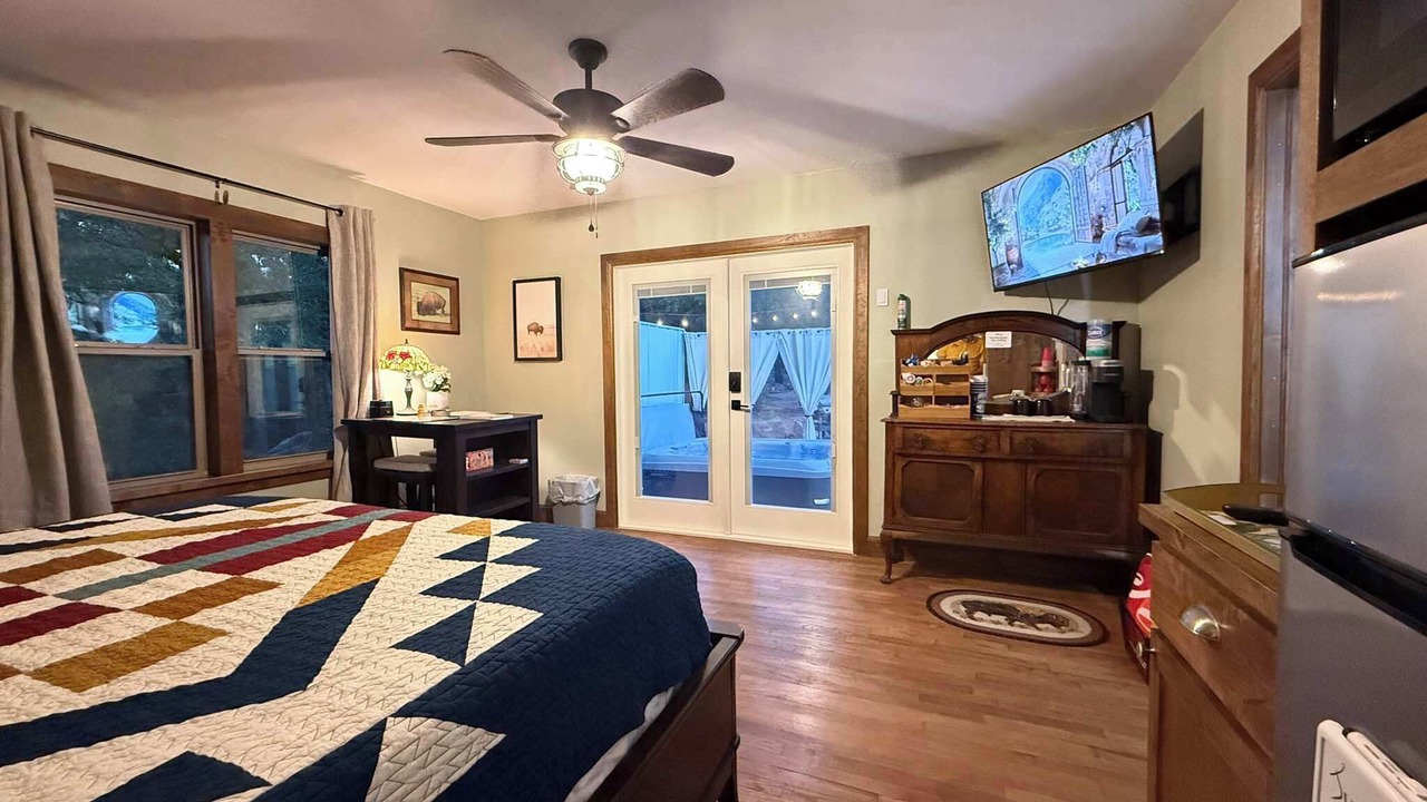 Photo of Bedroom in Medicine Park