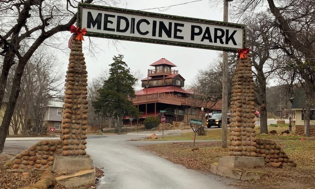 Photo of Others in Medicine Park