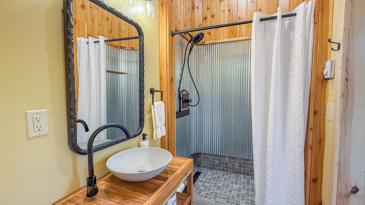Photo of Bathroom in Schroeder