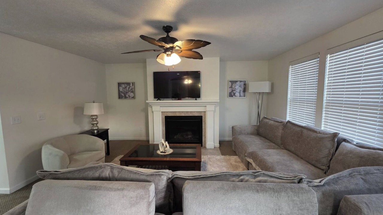 Photo of Livingroom in Reynoldsburg