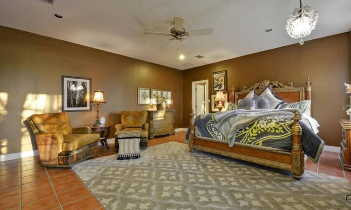 Photo of Bedroom in Kyle