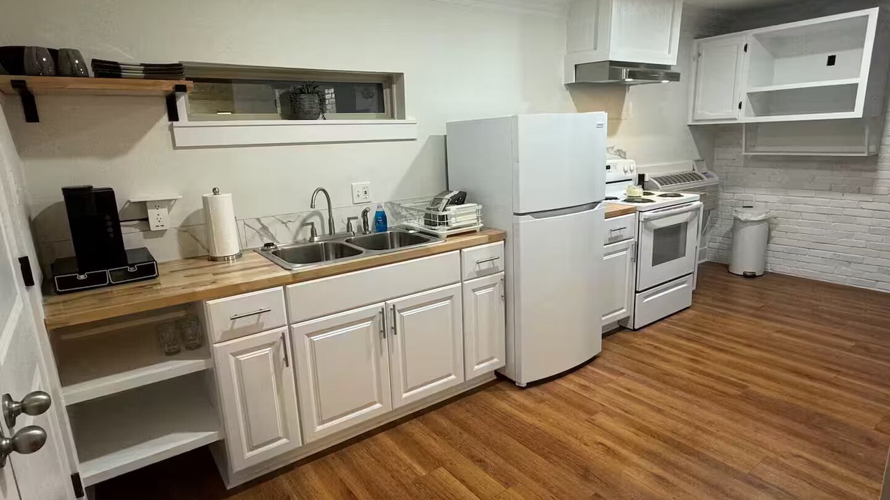 Photo of Kitchen in Baker