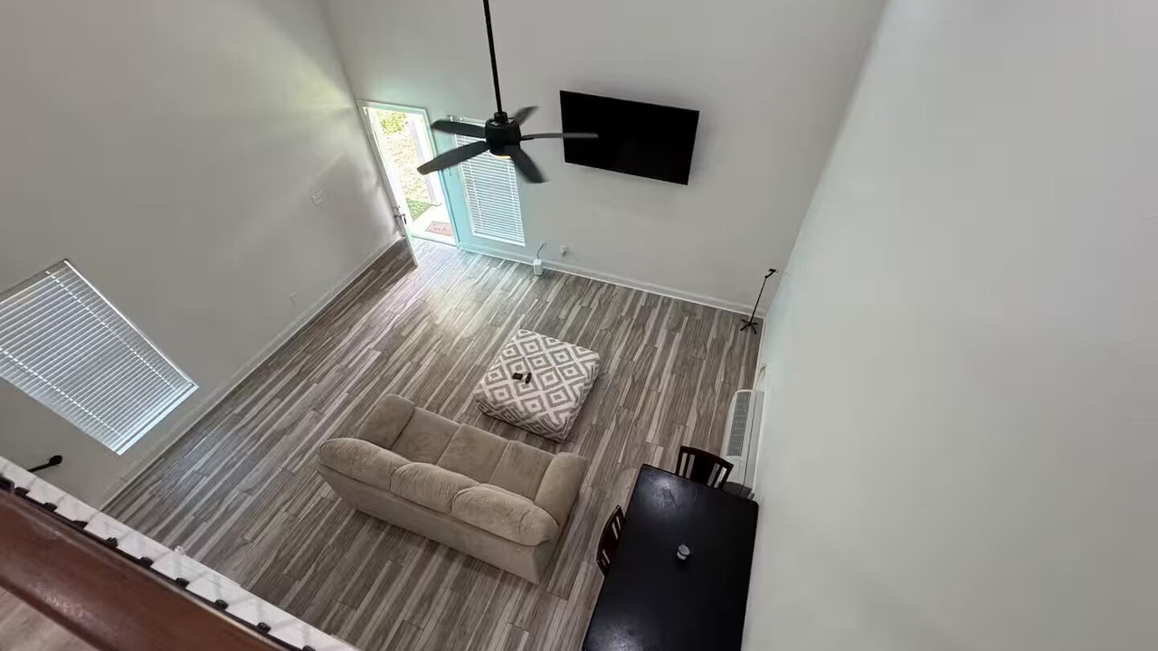 Photo of Livingroom in Baker