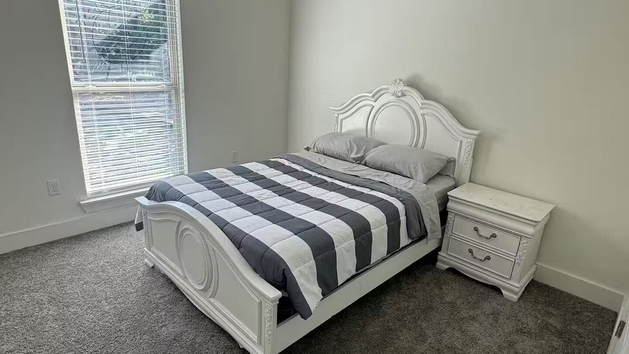 Photo of Bedroom in Baker