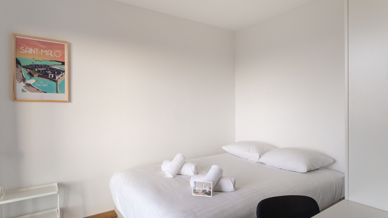 Photo of Bedroom in Saint-Helier