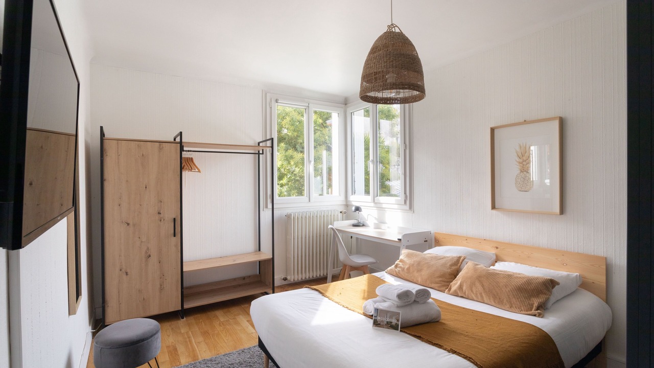 Photo of Bedroom in Saint-Jacques-de-la-Lande
