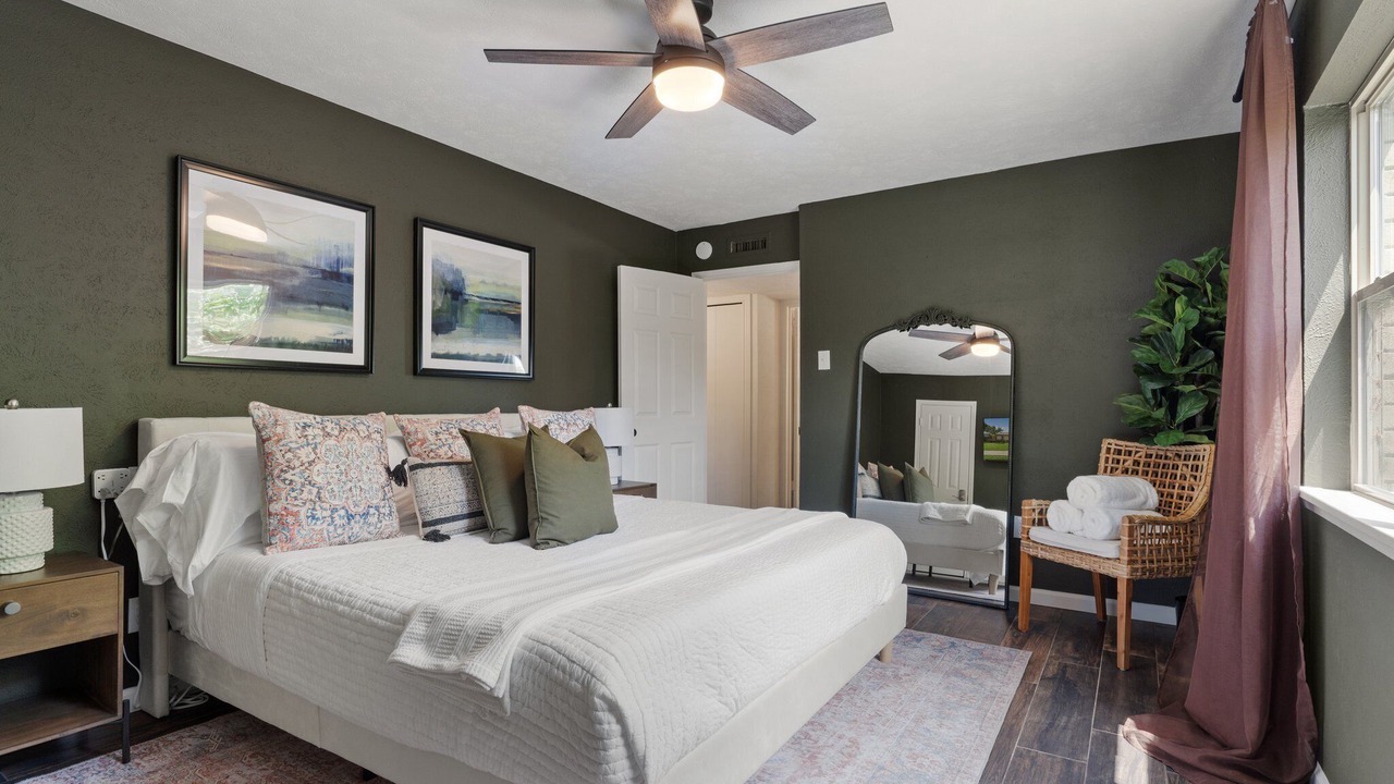Photo of Bedroom in The Colony