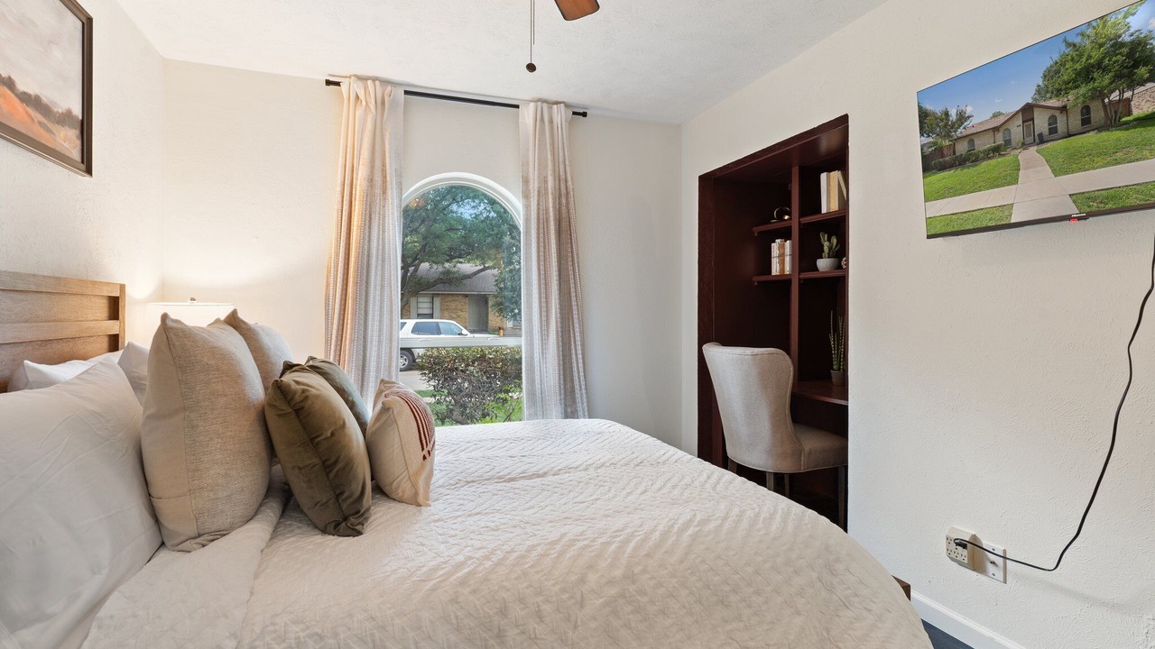 Photo of Bedroom in The Colony