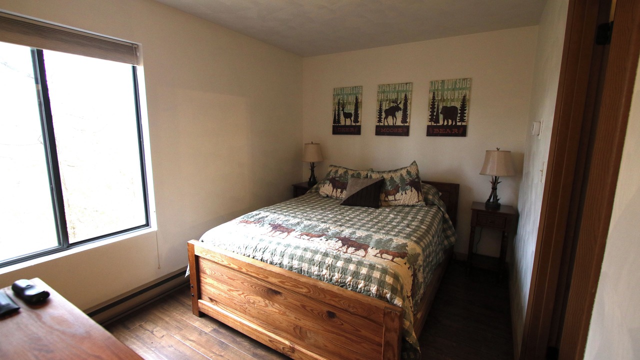 Photo of Bedroom in Seven Springs