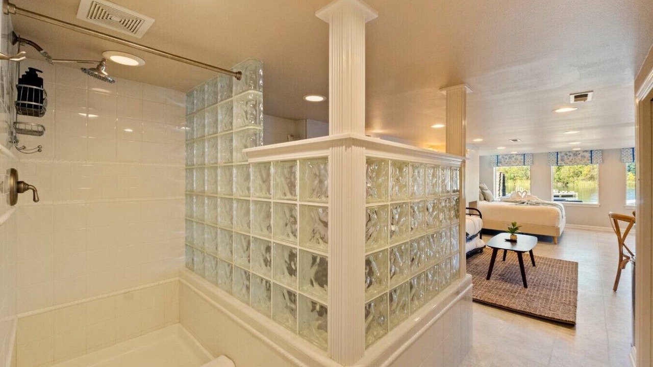 Photo of Bathroom in Fort Lewis