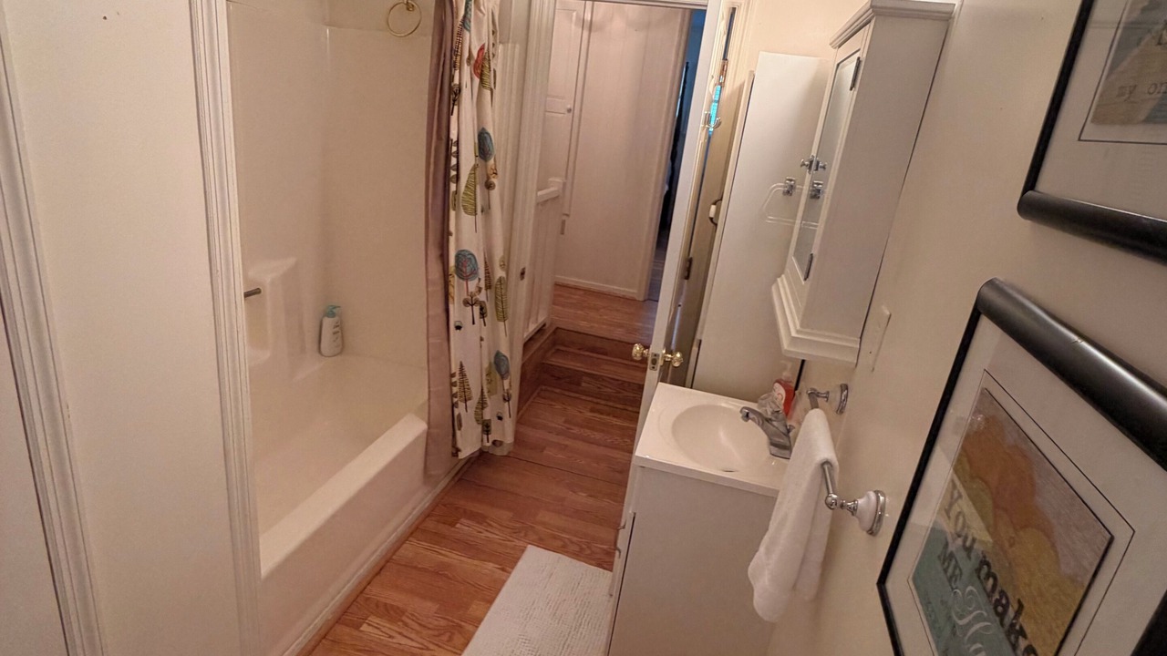 Photo of Bathroom in Warwick