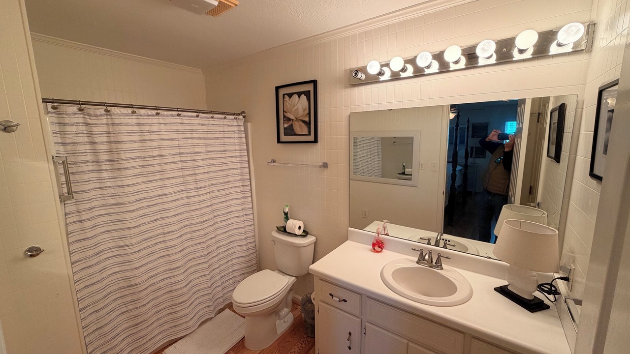 Photo of Bathroom in Warwick