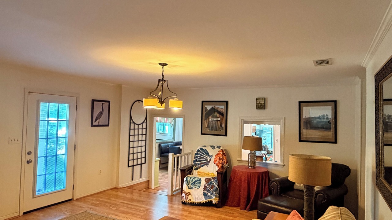 Photo of Livingroom in Warwick